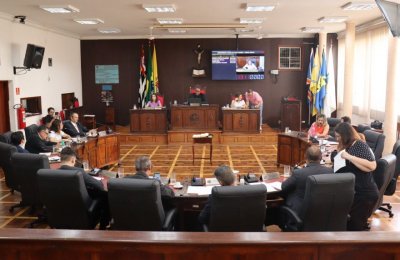 Câmara aprova projeto sobre reajuste salarial dos servidores públicos municipais 
